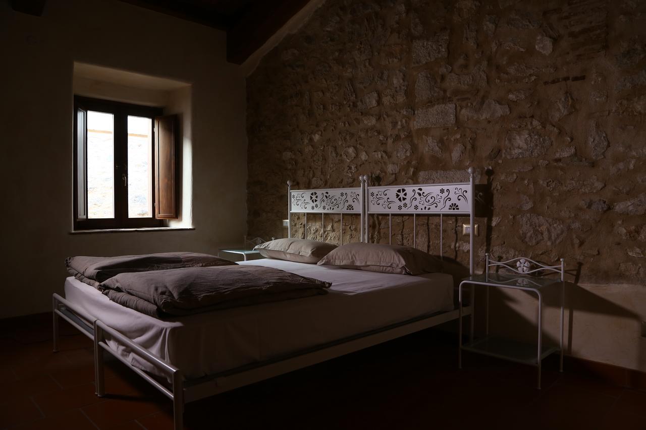 Monastero Di Sant'Erasmo Hotell Veroli Exteriör bild