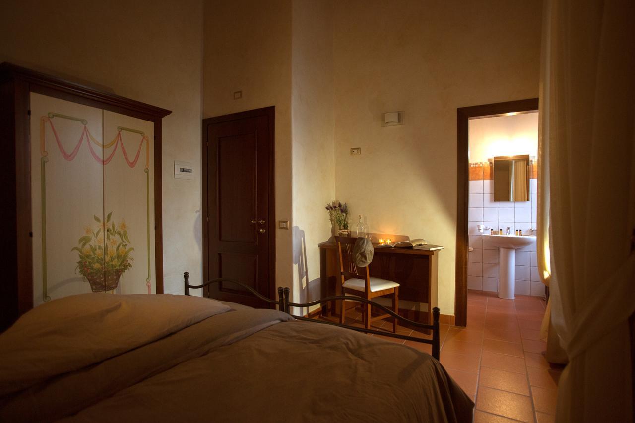 Monastero Di Sant'Erasmo Hotell Veroli Exteriör bild